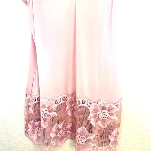 Wacoal Women's Tan V-Neck Light & Lacy Tops Size Medium - Picture 4 of 5